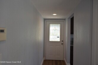 789 Angle St NE in Palm Bay, FL - Building Photo - Building Photo