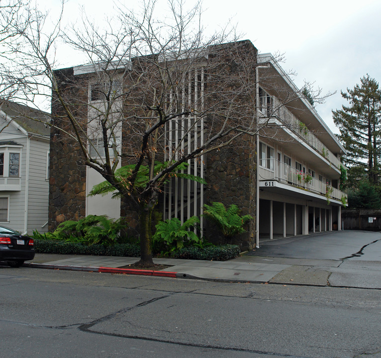 611 B St in San Rafael, CA - Building Photo