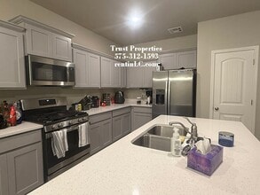 2950 Ysleta Ct in Las Cruces, NM - Building Photo - Building Photo