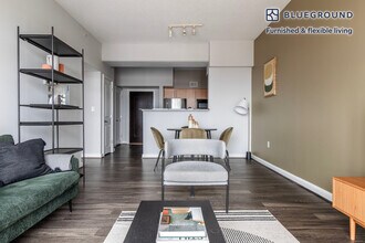 4835 Cordell Ave in Bethesda, MD - Foto de edificio - Building Photo