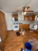 8 Cross St, Unit 1 in Woburn, MA - Building Photo - Building Photo