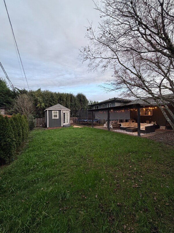 11295 SW Blakeney St in Beaverton, OR - Building Photo - Building Photo