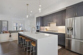 1332 Booth Ave NW in Atlanta, GA - Building Photo - Building Photo