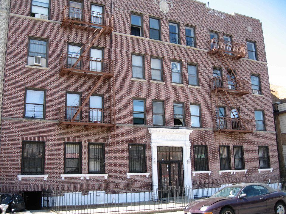 26 Bay 25th St in Brooklyn, NY - Foto de edificio