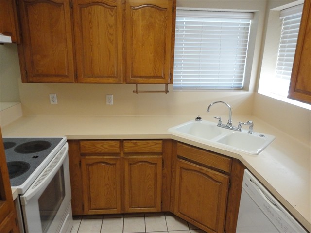 7312 Glen Dr in Watauga, TX - Building Photo - Building Photo