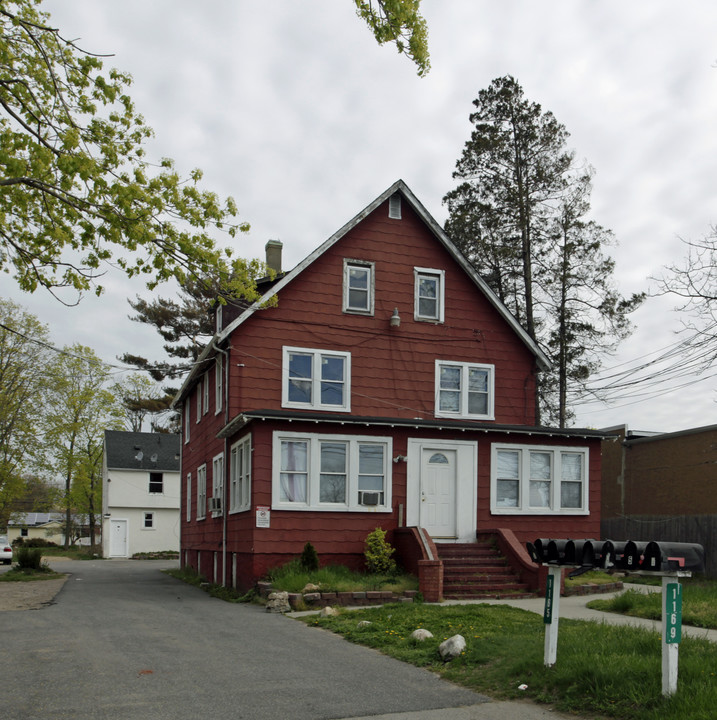 1165-1169 Suffolk Ave in Brentwood, NY - Building Photo