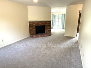 2720 Sagebrush Dr in Fort Collins, CO - Building Photo - Building Photo