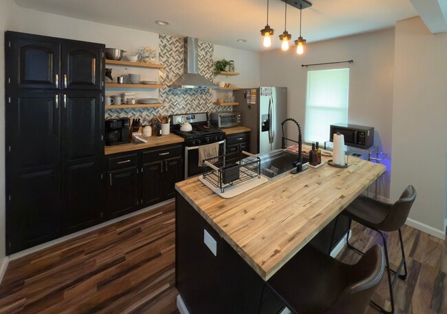 2215 Maynard Ave in Utica, NY - Building Photo - Building Photo