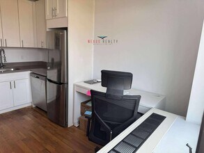 45-11 Broadway in Queens, NY - Building Photo - Building Photo