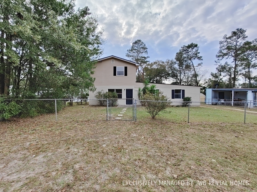 10449 Keuka Dr in Jacksonville, FL - Building Photo