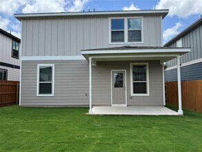 229 Singing Dove Wy in Liberty Hill, TX - Building Photo - Building Photo