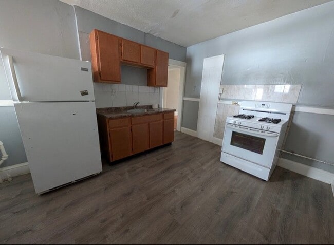 1069 Capitol Ave in Hartford, CT - Building Photo - Building Photo