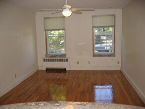 28 Quint Ave, Unit 21 in Boston, MA - Building Photo - Building Photo