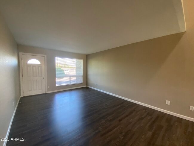 3431 W Helena Dr in Phoenix, AZ - Building Photo - Building Photo