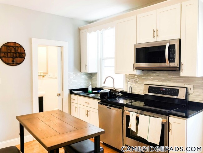 7 Story St in Cambridge, MA - Building Photo - Building Photo