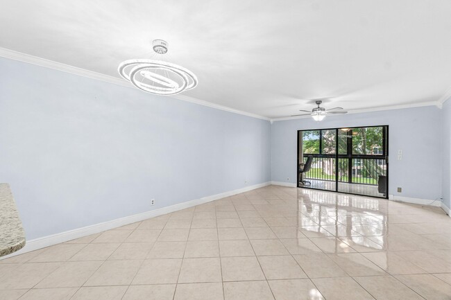 14475 Strathmore Ln in Delray Beach, FL - Building Photo - Building Photo