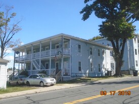 664-666 Main St Apartments