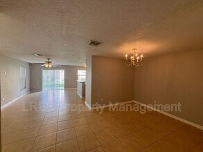 4331 Aristocrat Point in Oviedo, FL - Building Photo - Building Photo