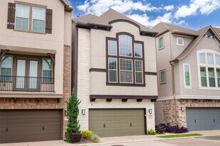 1303 Edwinstowe Trl in Houston, TX - Building Photo