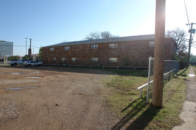 16th Place in Lubbock, TX - Foto de edificio - Building Photo