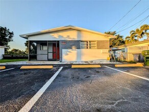 512 SW 7th St in Hallandale Beach, FL - Building Photo - Building Photo