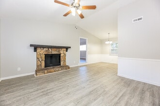 122 Winterhaven Rd in Spartanburg, SC - Building Photo - Building Photo