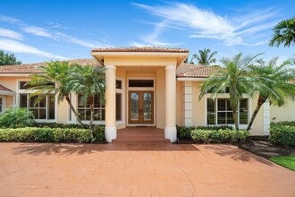 15390 Earhart Pl in Wellington, FL - Building Photo - Building Photo