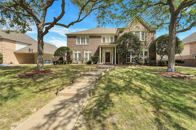 205 Bob O Link Dr in Southlake, TX - Building Photo