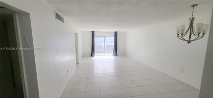 16750 NE 10th Ave in North Miami Beach, FL - Building Photo - Building Photo