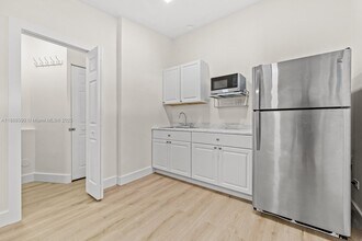 9370 Nassau Dr in Cutler Bay, FL - Building Photo - Building Photo
