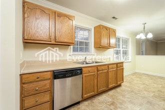 1648 Thompson Dr in Winston-Salem, NC - Building Photo - Building Photo