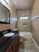 106 Provost St in Bridge City, TX - Foto de edificio - Building Photo