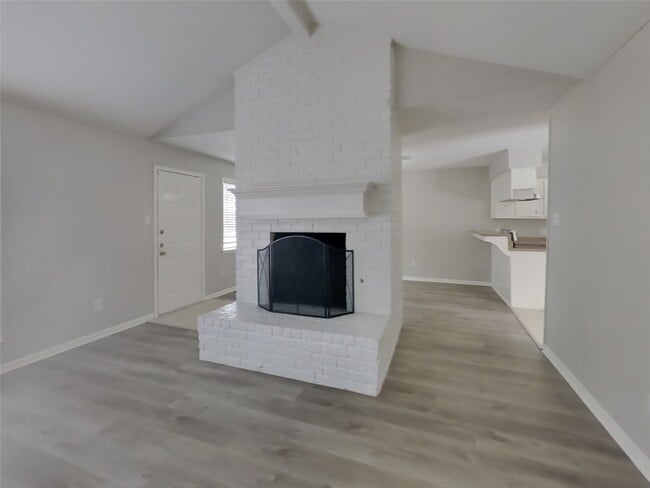 14218 Overbrook Ln in Houston, TX - Building Photo - Building Photo