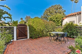 1911 Camden Ave in Los Angeles, CA - Building Photo - Building Photo
