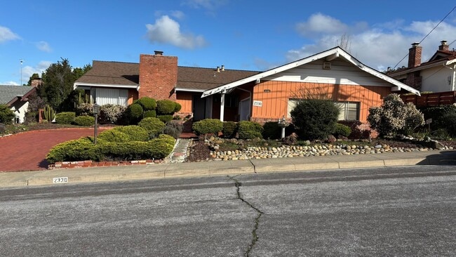 property at 2330 Longview Dr