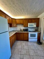 950 Hillcrest Dr in Hollywood, FL - Building Photo