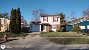 3707 Greenview Dr in Middletown, OH - Building Photo