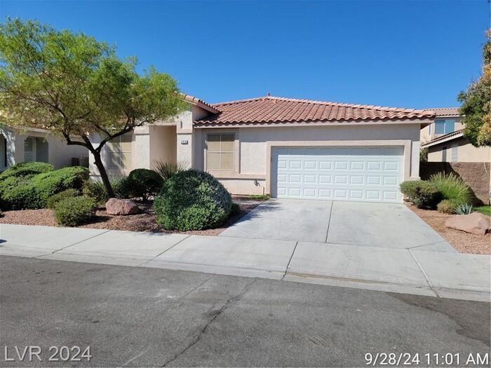 2416 Tilden Way in Henderson, NV - Building Photo