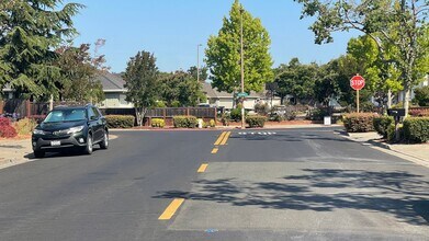 228 Puddingstone Rd in Alameda, CA - Building Photo - Building Photo