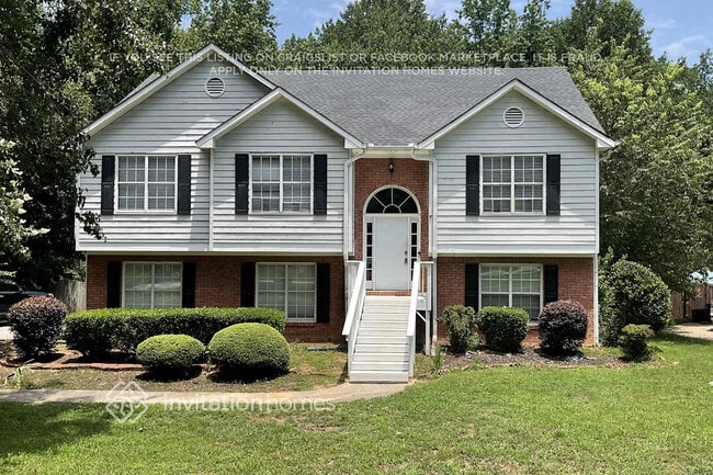 property at 2095 Oakpointe Ct