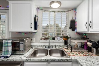 6708 S Holland Way in Littleton, CO - Building Photo - Building Photo
