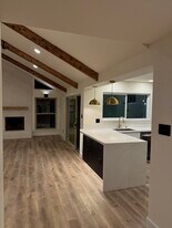 2407 Bradford Dr in Missouri City, TX - Building Photo