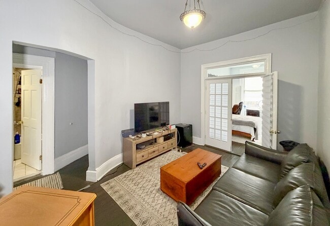 property at 802 Washington St
