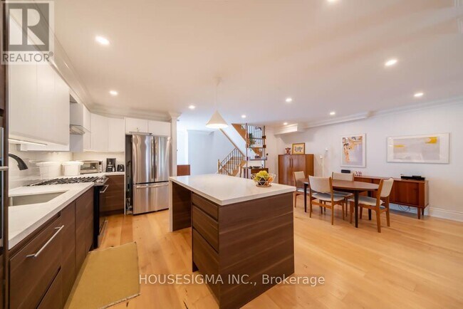 40 Brownstone Cir in Markham, ON - Building Photo - Building Photo