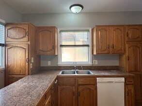 197 Fairview Ave S in St. Paul, MN - Building Photo - Building Photo