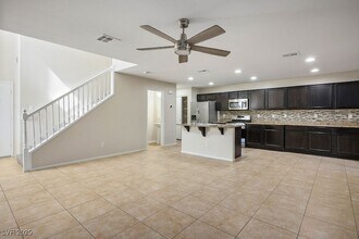 1609 Ronzard Ave in North Las Vegas, NV - Foto de edificio - Building Photo