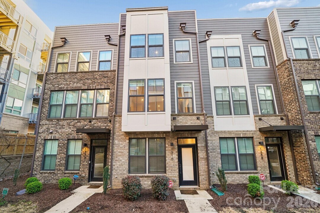 1310 Gleason Wy in Charlotte, NC - Building Photo
