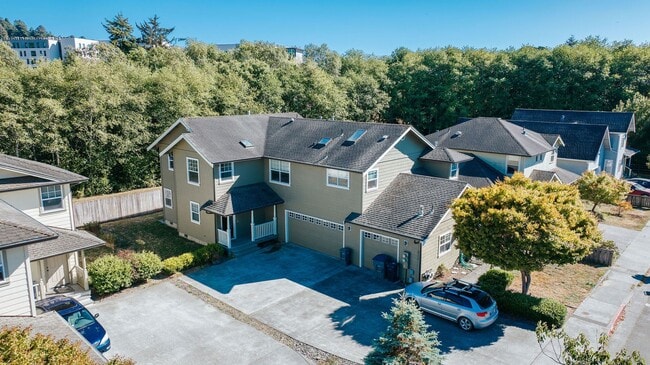 property at 2712 Meadow Creek Way