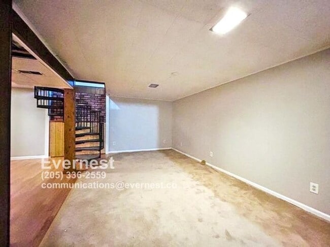 property at 203 Alpine Village Dr