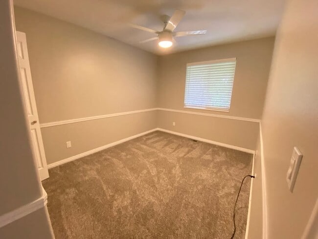 865 N 500 W in Provo, UT - Foto de edificio - Building Photo